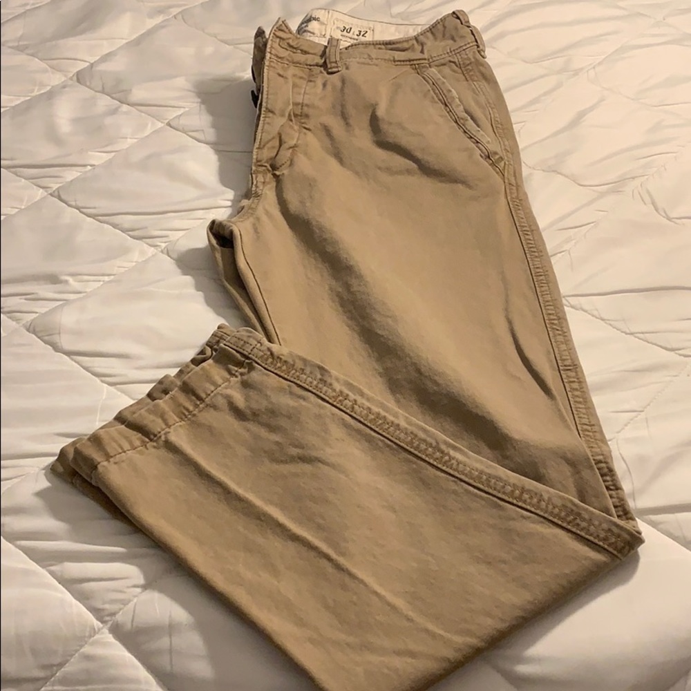 Abercrombie & Fitch khakis 30X32
